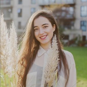 Meet your Posher, Madeleine